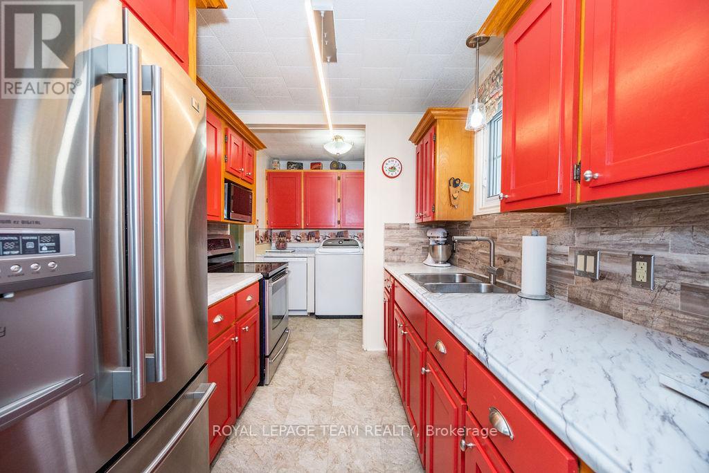 11462 Opeongo Road, Madawaska Valley, Ontario  K0J 1B0 - Photo 25 - X12064106