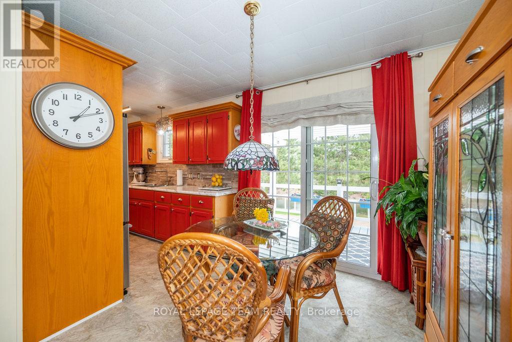 11462 Opeongo Road, Madawaska Valley, Ontario  K0J 1B0 - Photo 26 - X12064106
