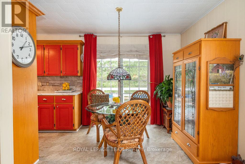 11462 Opeongo Road, Madawaska Valley, Ontario  K0J 1B0 - Photo 28 - X12064106