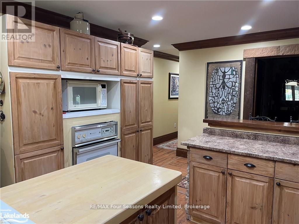 133 Arrowhead Road, Blue Mountains, Ontario  L9Y 0T5 - Photo 27 - X12064100