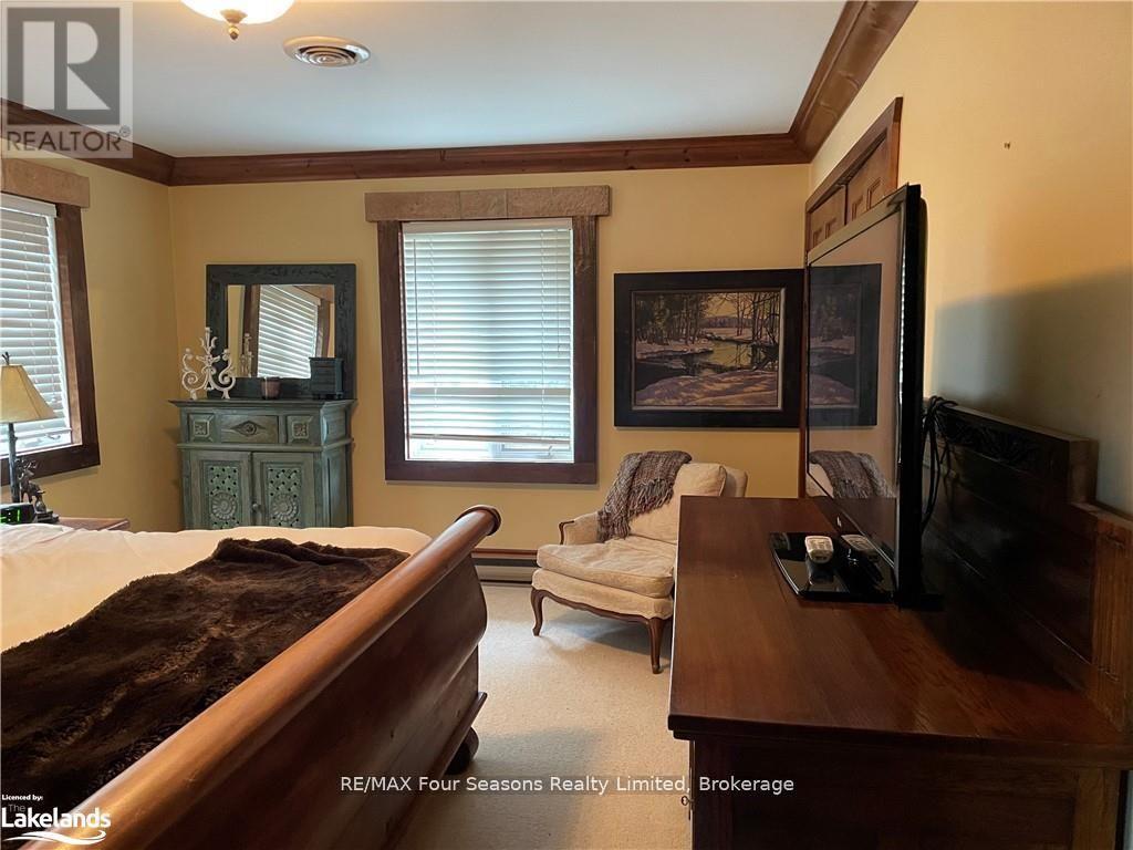 133 Arrowhead Road, Blue Mountains, Ontario  L9Y 0T5 - Photo 33 - X12064100
