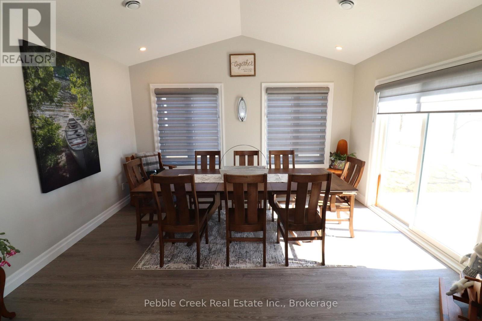 215 Lake Breeze Drive, Ashfield-Colborne-Wawanosh, Ontario  N7A 0C6 - Photo 16 - X12014778
