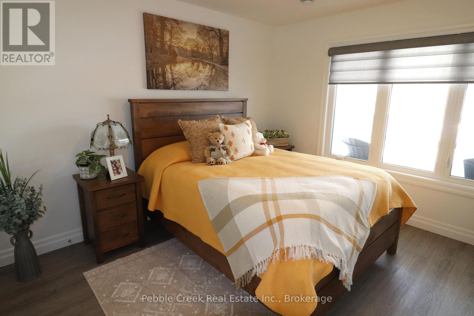 215 Lake Breeze Drive, Ashfield-Colborne-Wawanosh, Ontario  N7A 0C6 - Photo 24 - X12014778