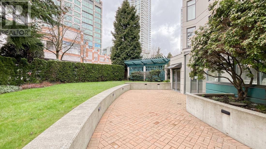1001 4567 Hazel Street, Burnaby, British Columbia  V5H 4V4 - Photo 3 - R2985765