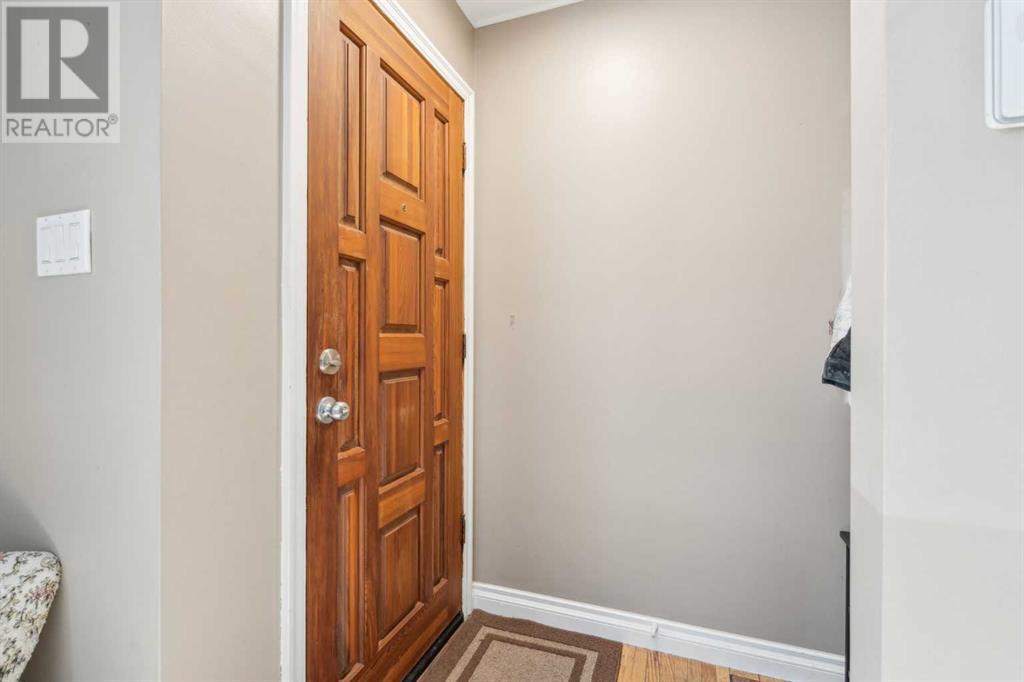 Property at 2824 9 Avenue SE image 3