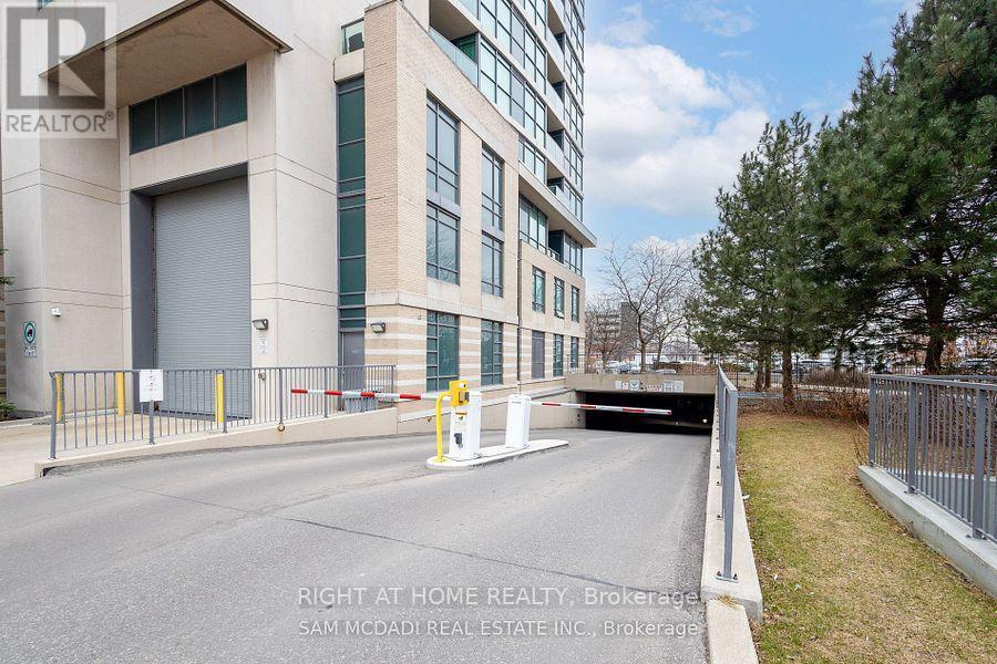 2910 - 225 Sherway Gardens Road, Toronto, Ontario  M9C 0A3 - Photo 10 - W12061187