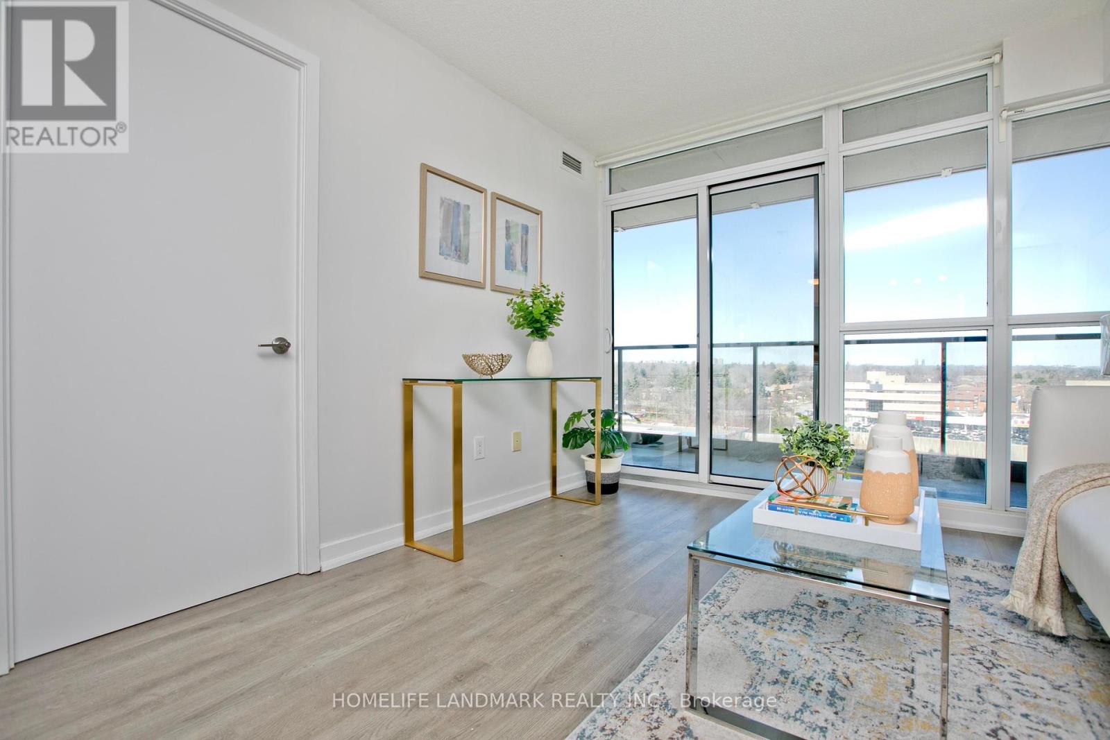 806 - 29 Singer Court, Toronto, Ontario  M2K 0B3 - Photo 5 - C12064156