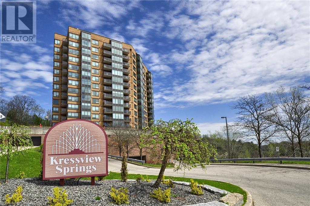 Property at 237 KING Street W Unit# 611 image 3