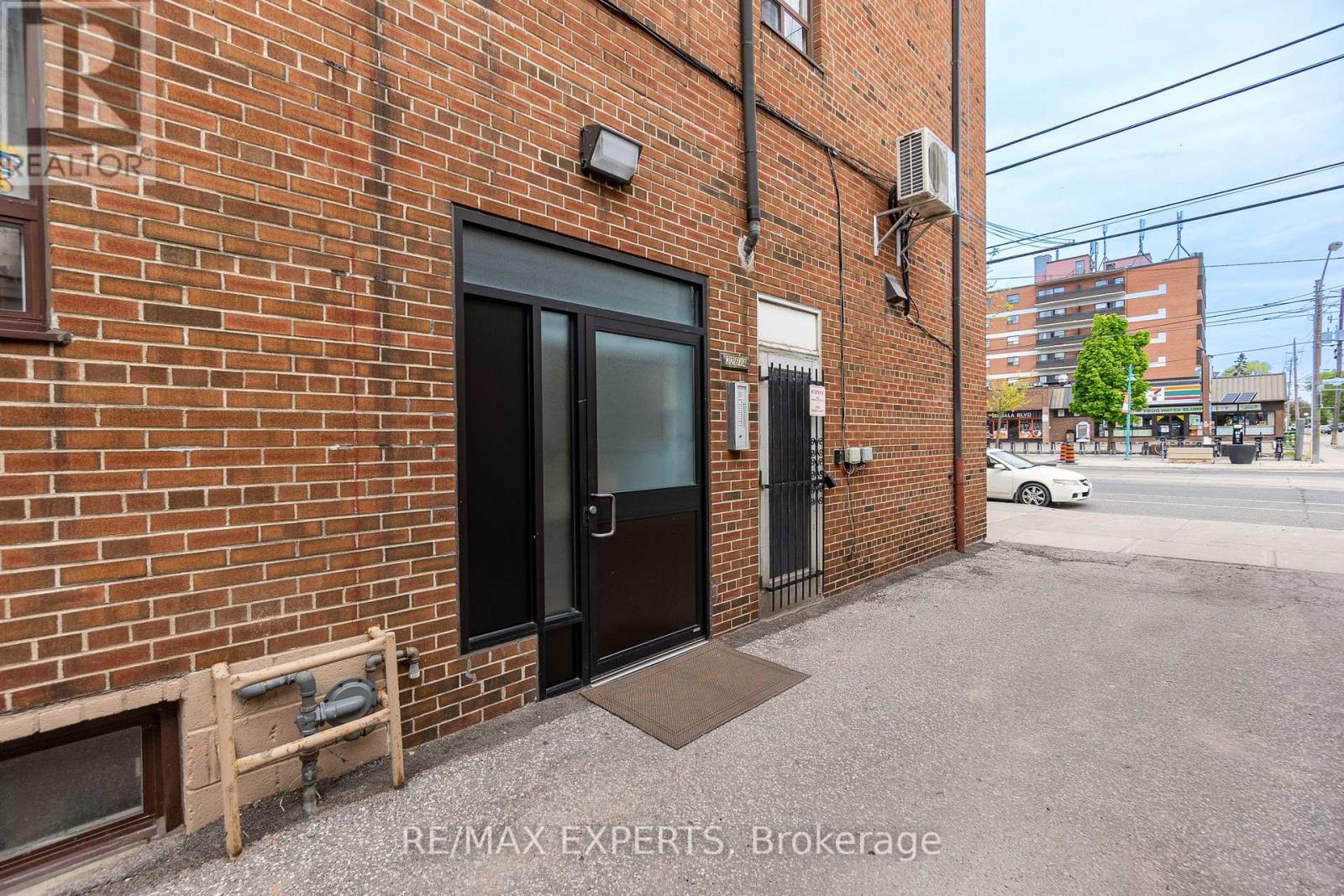102 - 3261a Lake Shore Boulevard W, Toronto (Long Branch), Ontario  M8V 1M2 - Photo 3 - W12039740