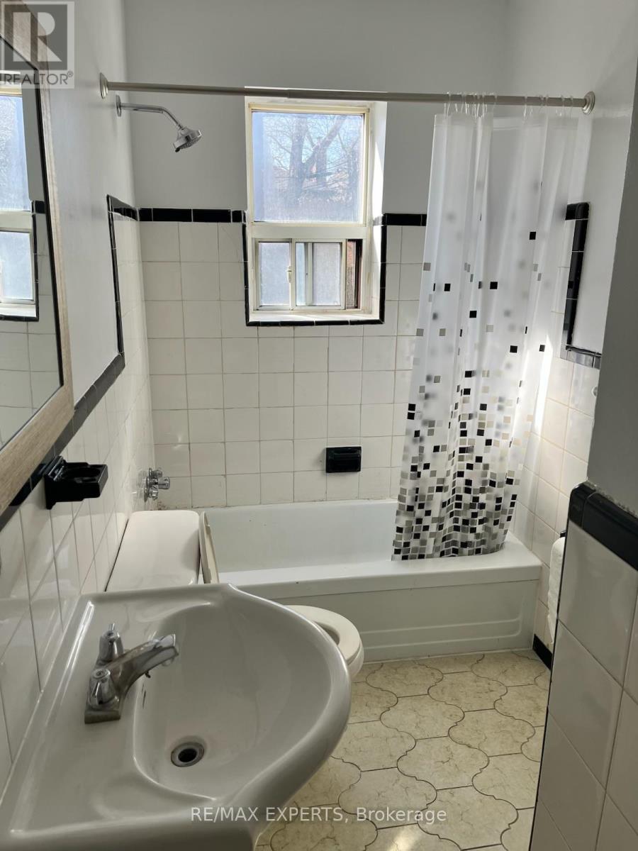 102 - 3261a Lake Shore Boulevard W, Toronto (Long Branch), Ontario  M8V 1M2 - Photo 8 - W12039740