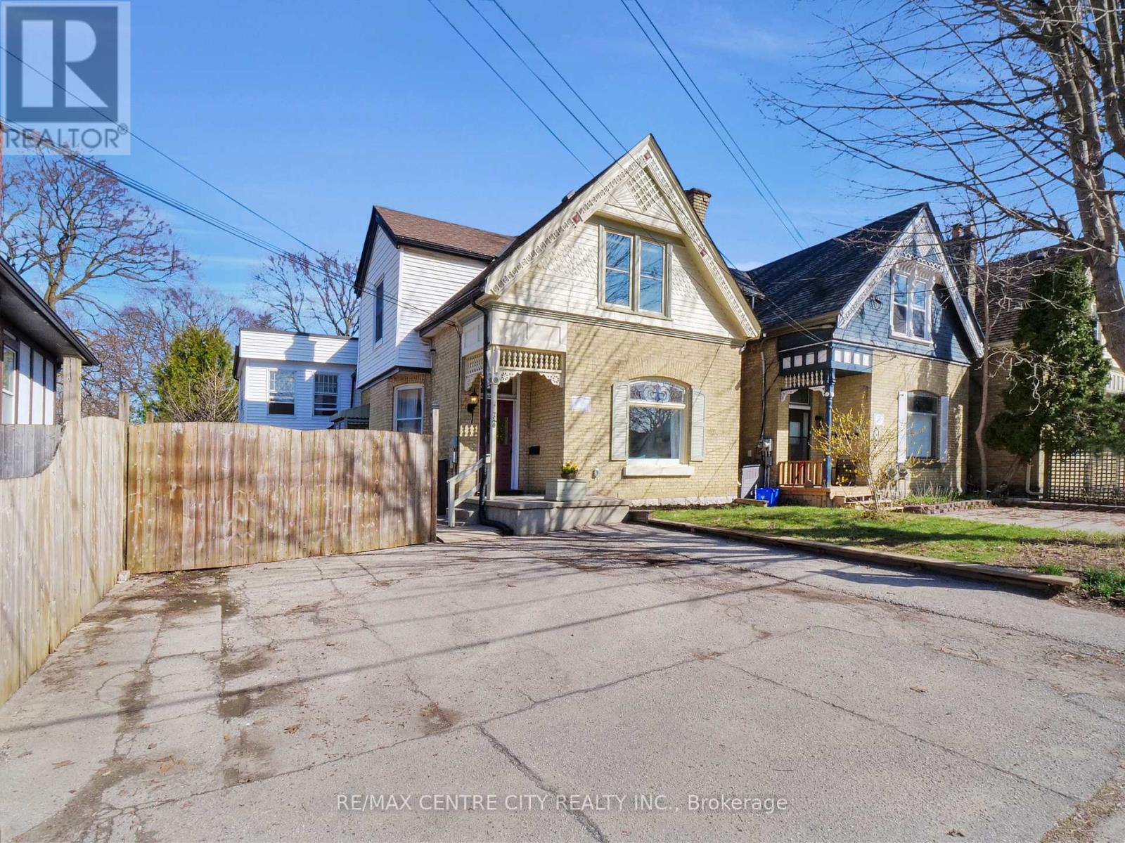 Photo 4 of 50 for 740 Queens Avenue