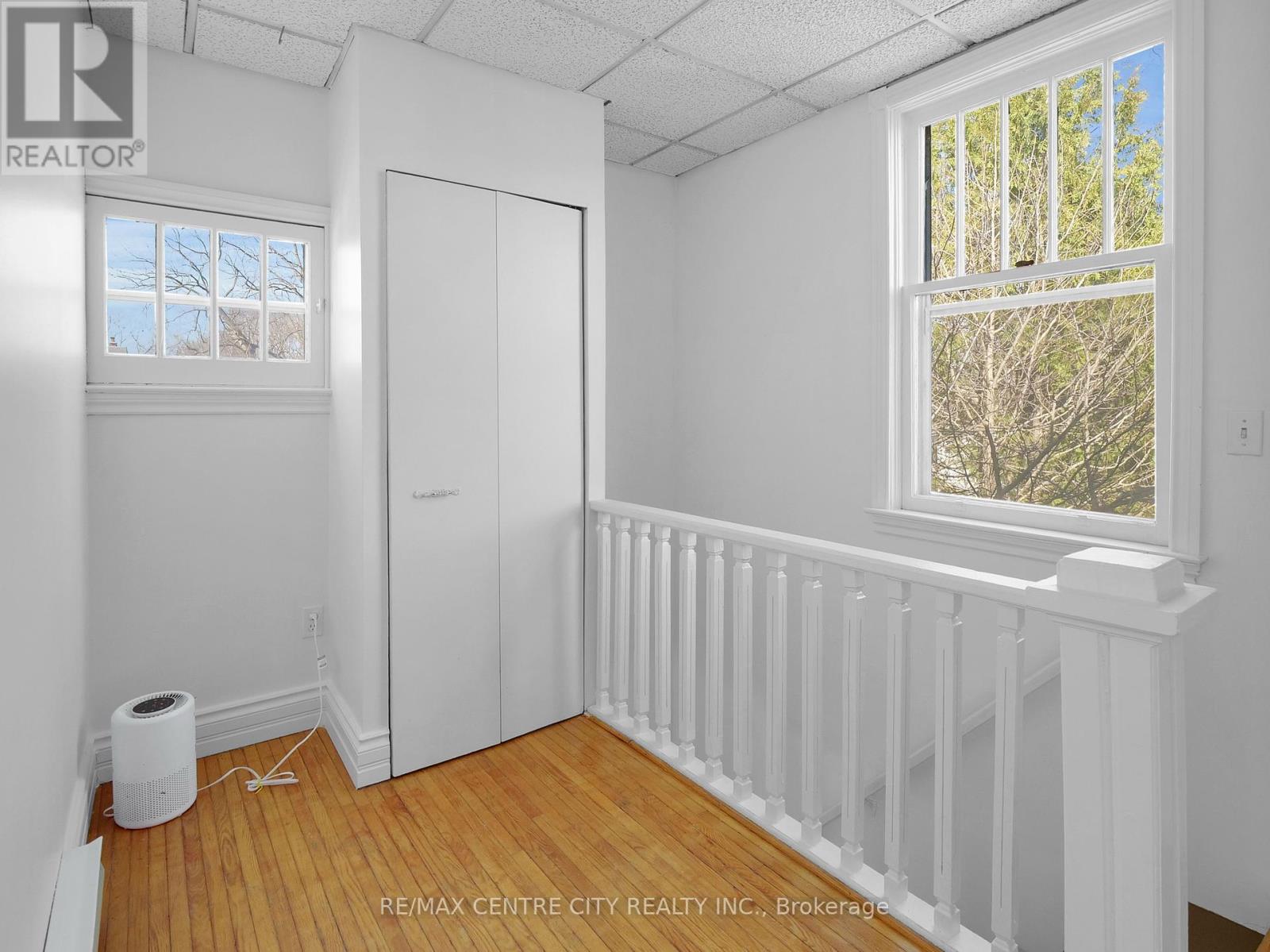 Photo 42 of 50 for 740 Queens Avenue