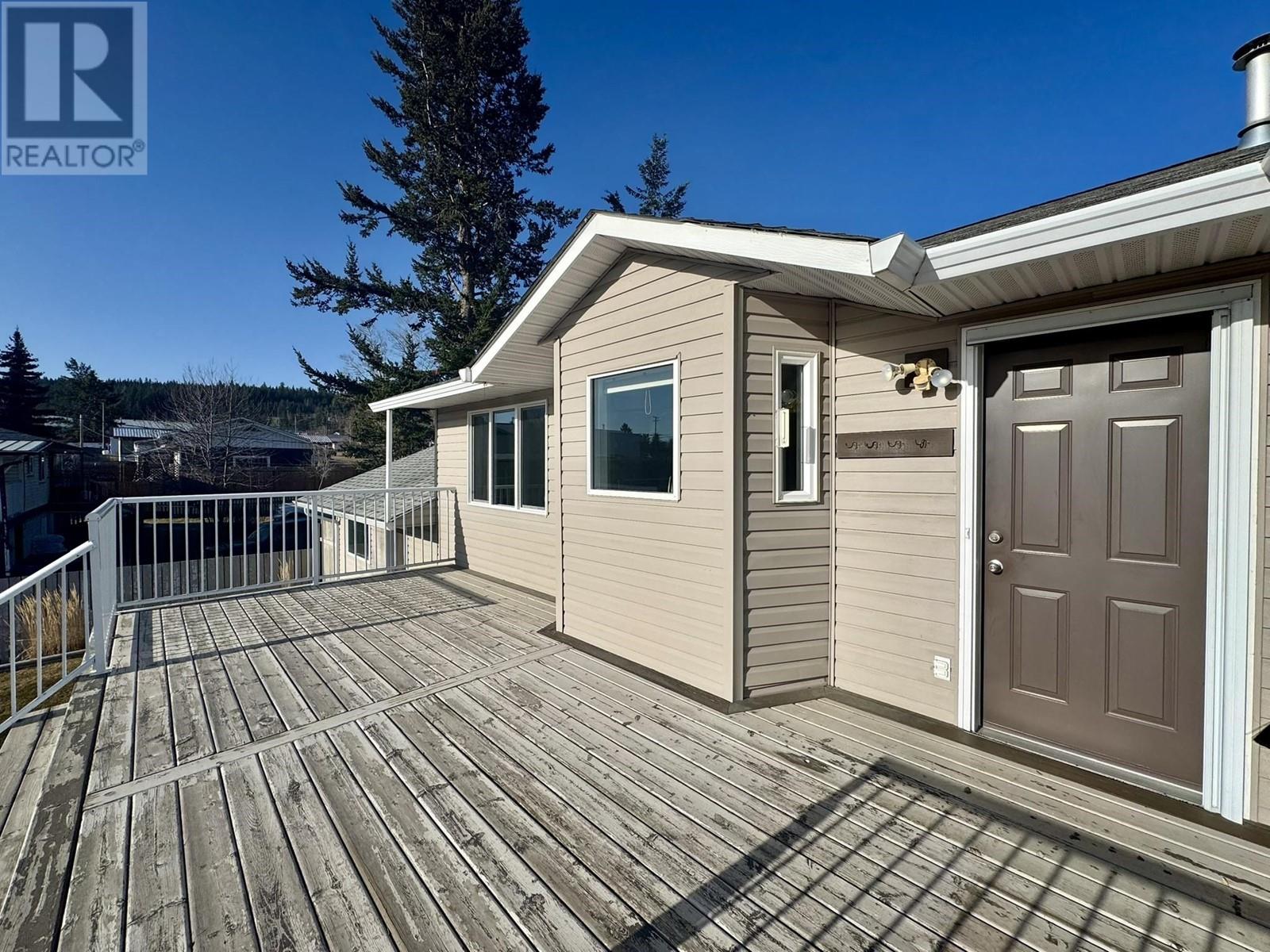 Property at 825 SCOTT ROAD image 3