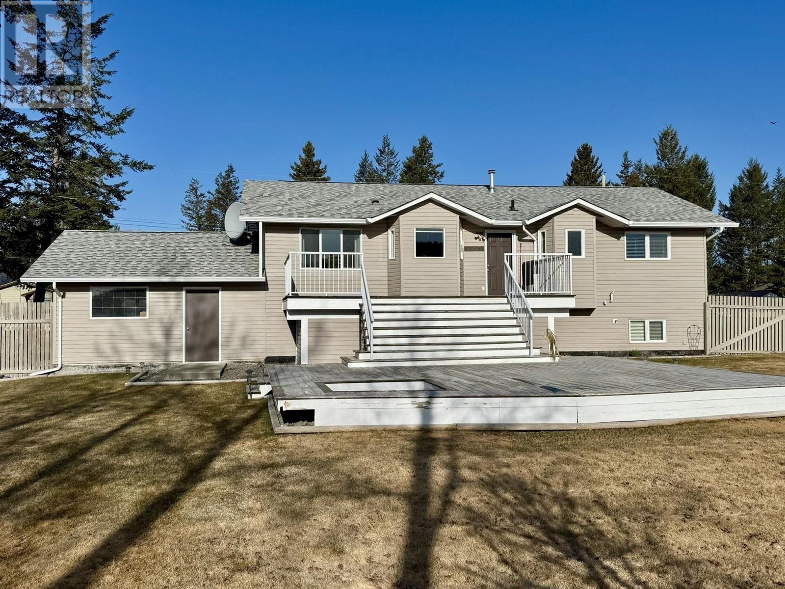 Property at 825 SCOTT ROAD image 2