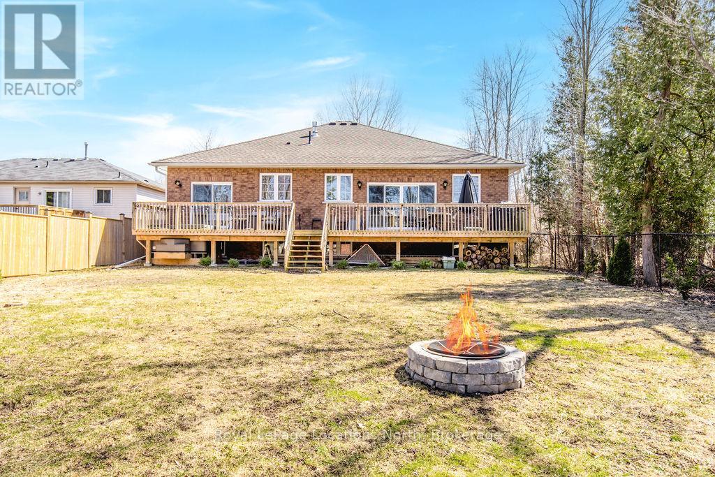 54 Royal Beech Drive, Wasaga Beach, Ontario  L9Z 1H3 - Photo 36 - S12064251