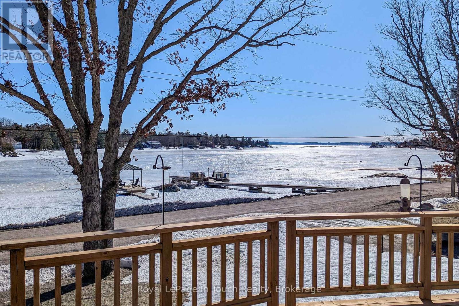 26 Macey Bay Road, Georgian Bay, Ontario  L0K 1S0 - Photo 11 - X12064224
