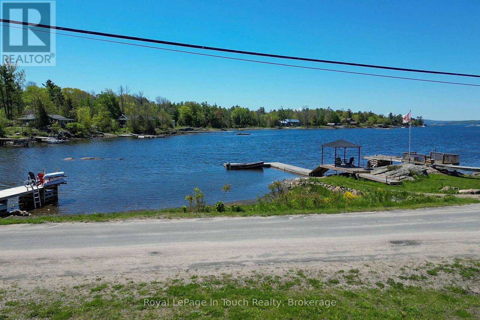 26 Macey Bay Road, Georgian Bay, Ontario  L0K 1S0 - Photo 14 - X12064224