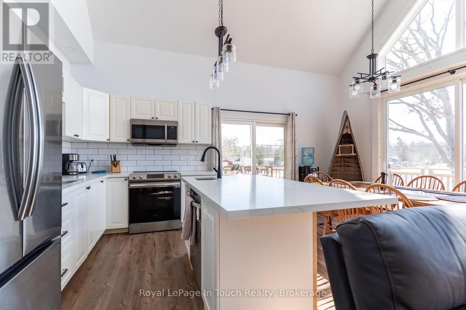26 Macey Bay Road, Georgian Bay, Ontario  L0K 1S0 - Photo 26 - X12064224