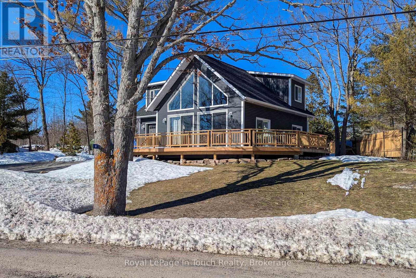 26 Macey Bay Road, Georgian Bay, Ontario  L0K 1S0 - Photo 4 - X12064224