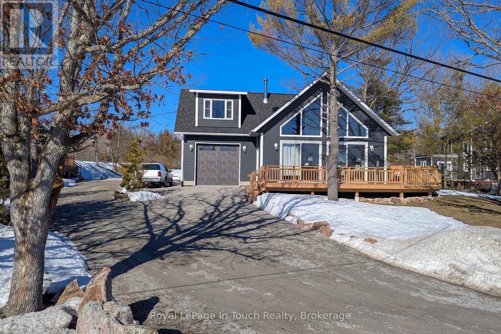 26 Macey Bay Road, Georgian Bay, Ontario  L0K 1S0 - Photo 5 - X12064224