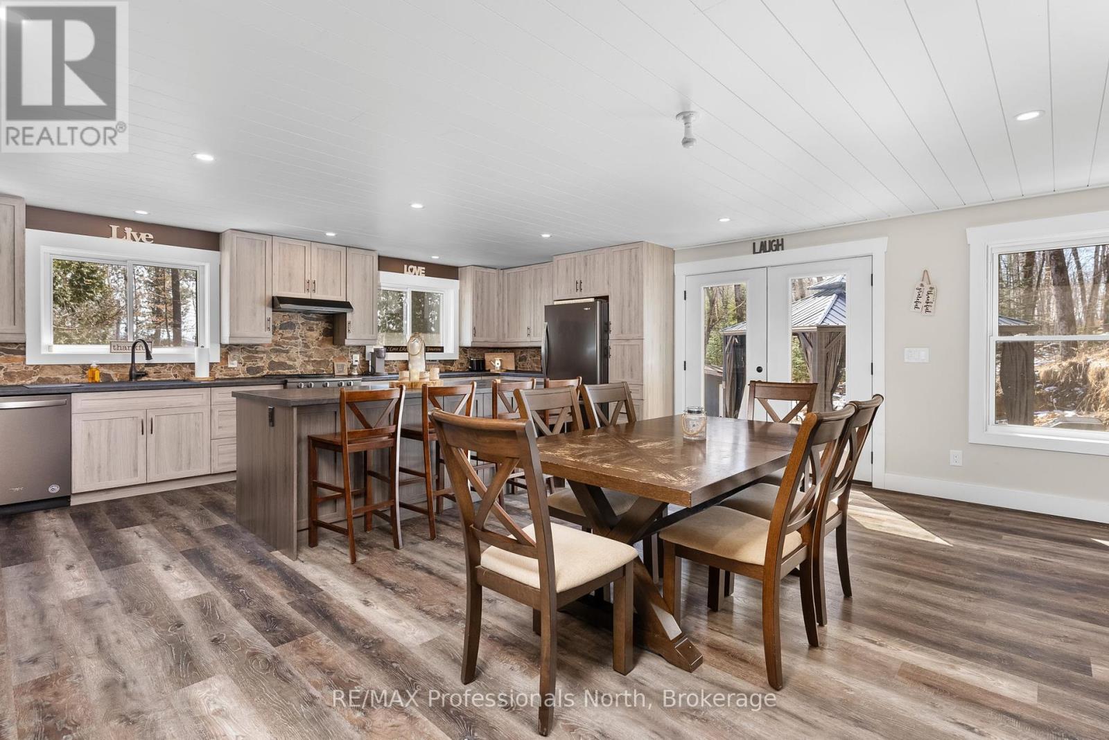 1228 Ronville Road, Lake Of Bays, Ontario  P0A 1H0 - Photo 11 - X12064229
