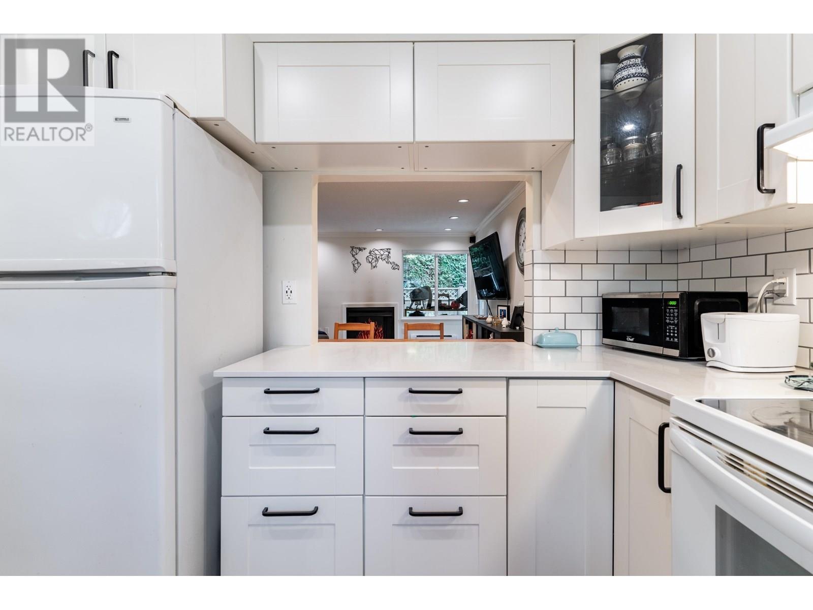 27 1235 Johnson Street, Coquitlam, British Columbia  V3B 7E3 - Photo 10 - R2984019