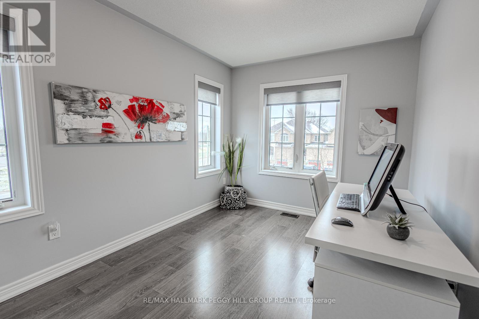 4 Greenwood Drive, Essa (Angus), Ontario  L3W 0N5 - Photo 12 - N12064217