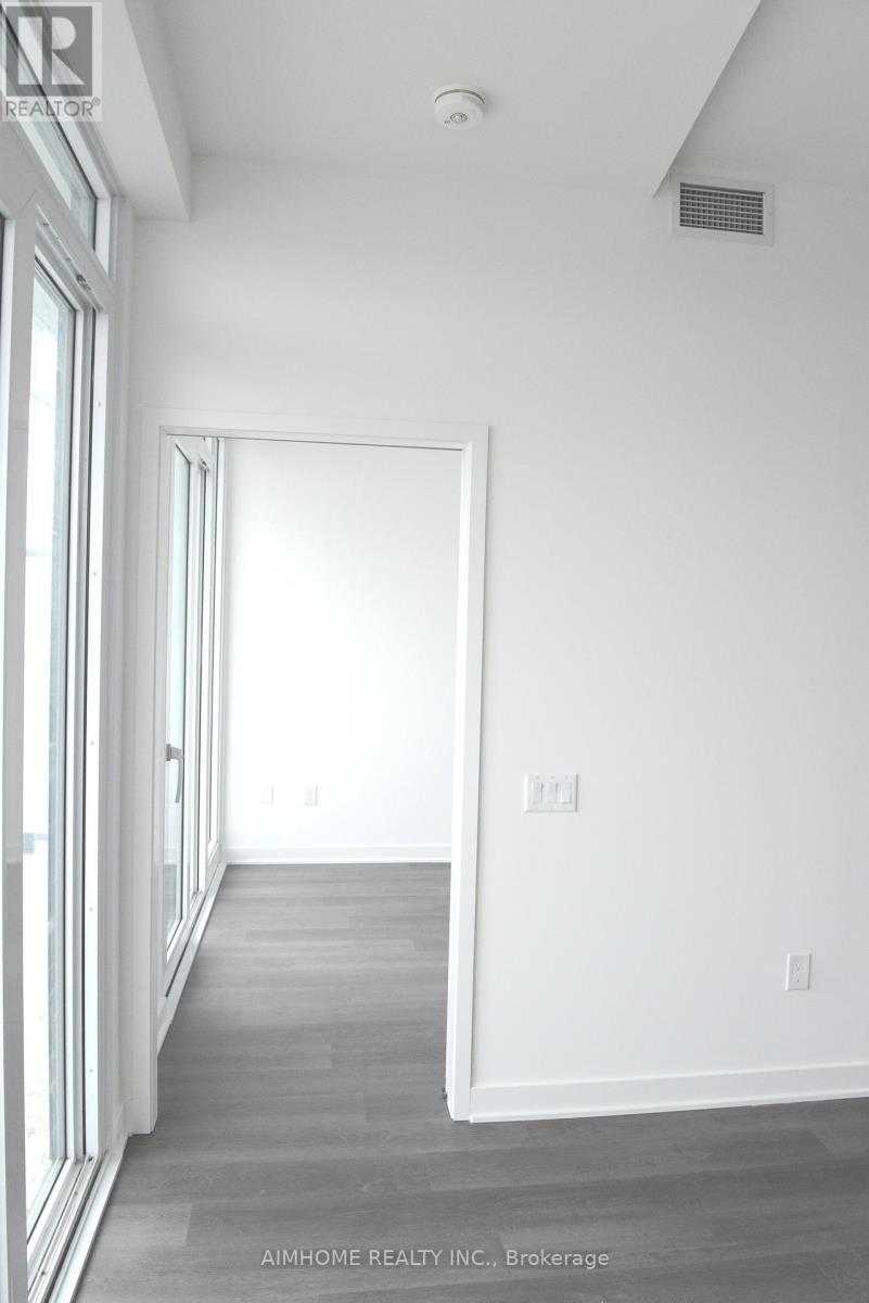 3002 - 3900 Confederation Parkway, Mississauga, Ontario  L5B 0K7 - Photo 12 - W12064239