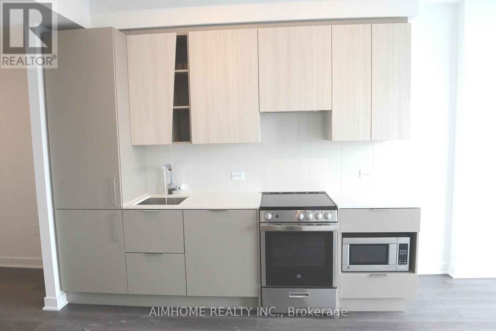 3002 - 3900 Confederation Parkway, Mississauga, Ontario  L5B 0K7 - Photo 6 - W12064239
