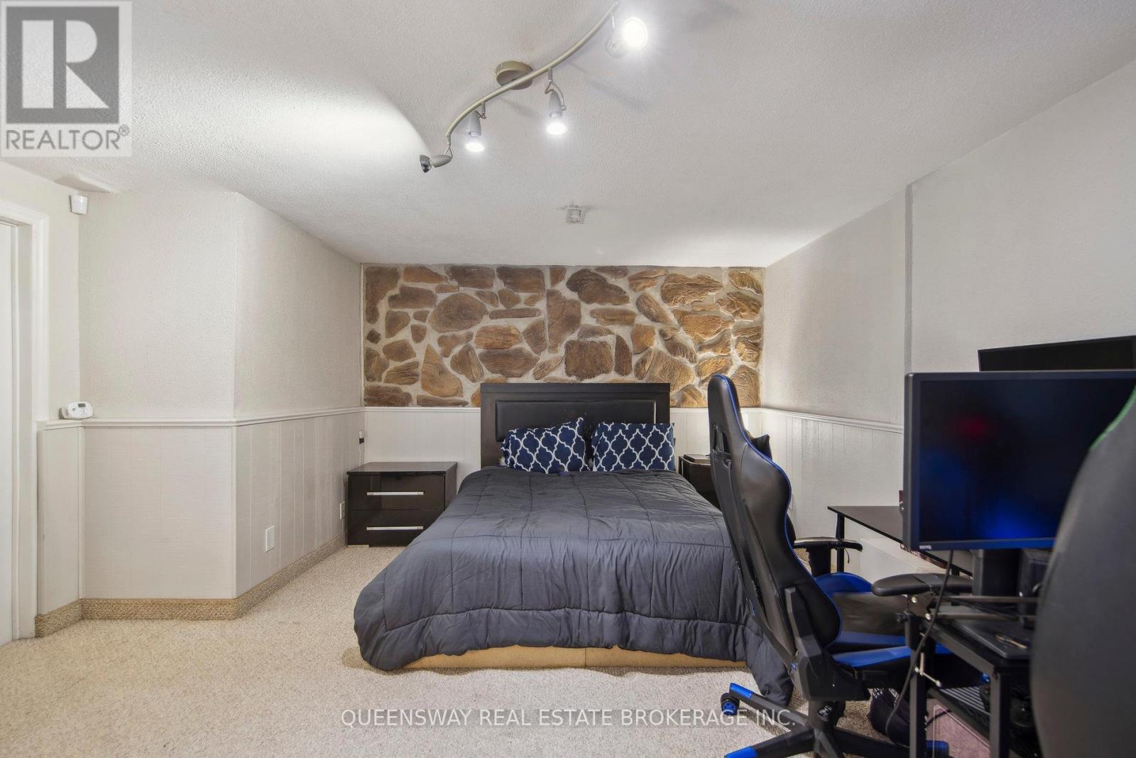 150 Hillmer Road, Cambridge, Ontario  N1R 6N8 - Photo 28 - X12063790
