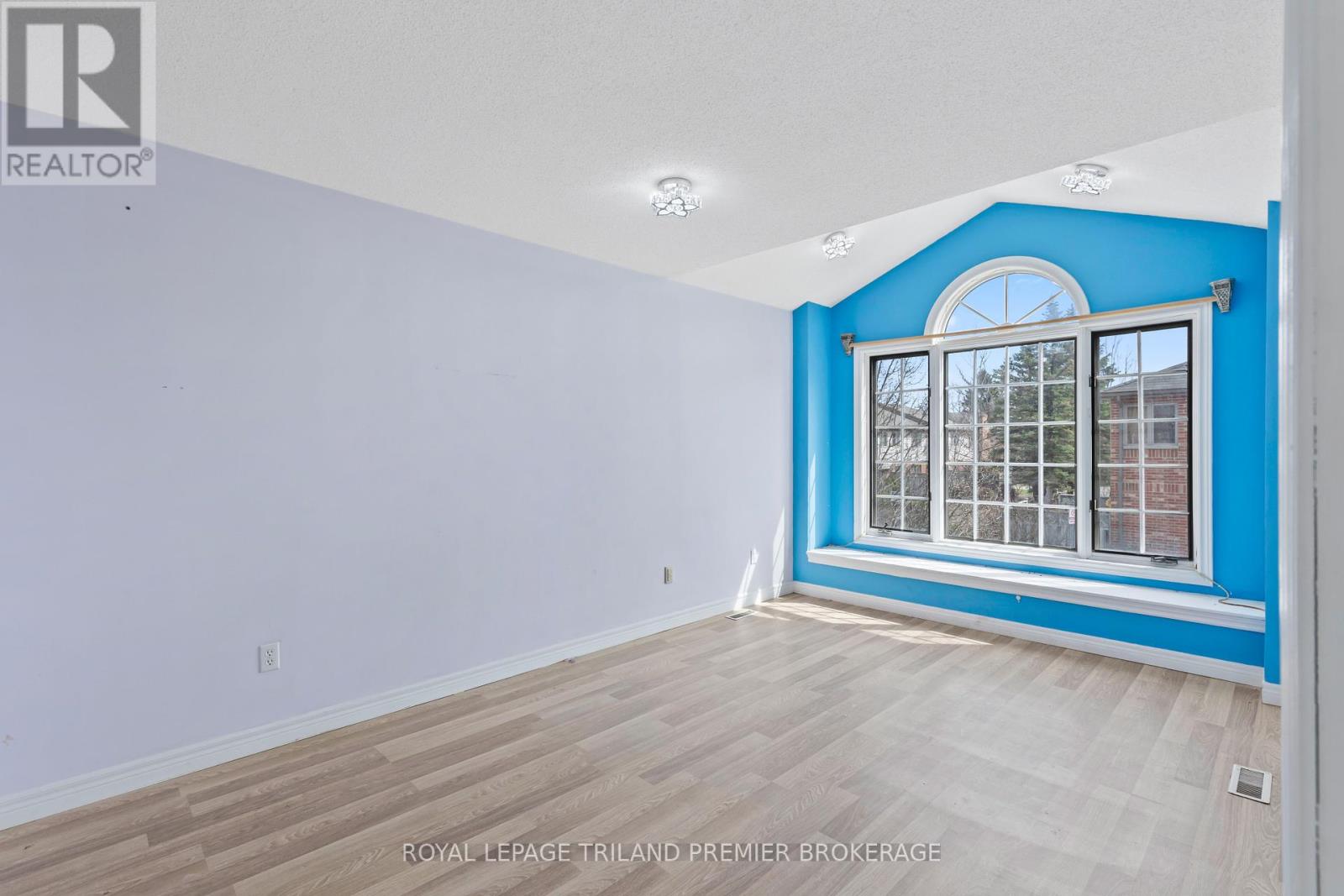 Photo 16 of 31 for 28 - 1478 Adelaide Street N