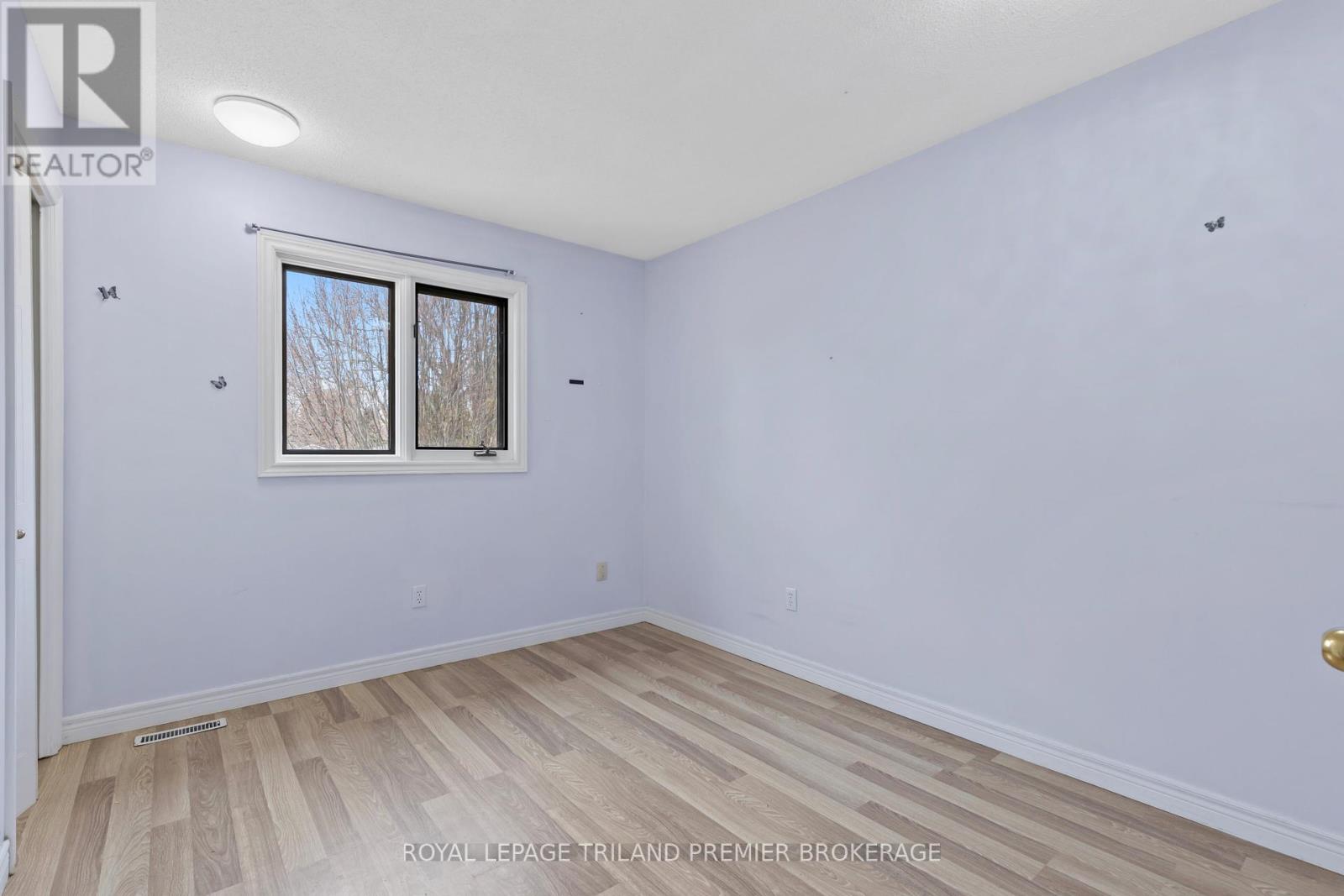 Photo 22 of 31 for 28 - 1478 Adelaide Street N