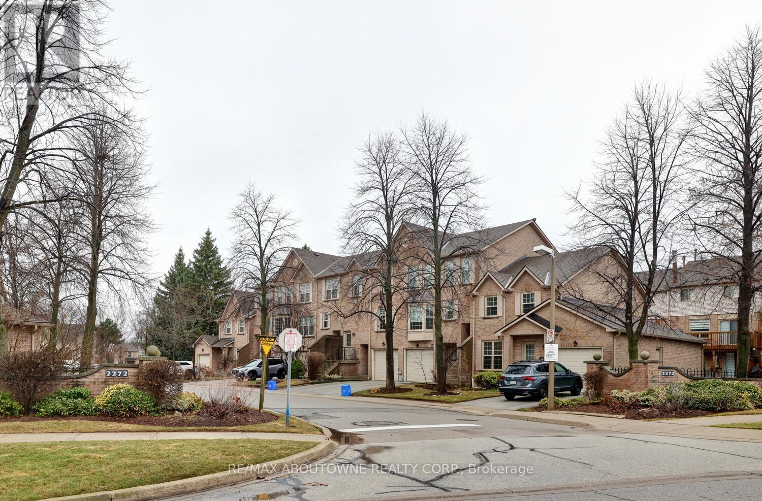 Property at 6 - 2272 MOWAT AVENUE image 2