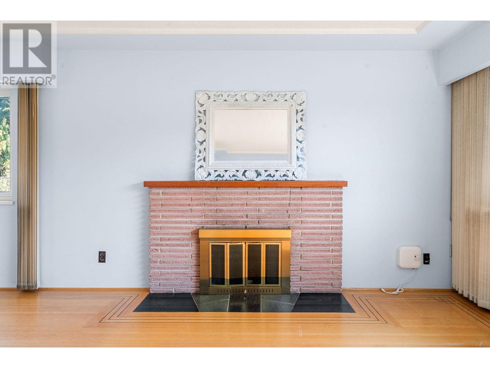 780 E 16th Street, North Vancouver, British Columbia  V7L 2V1 - Photo 6 - R2986395
