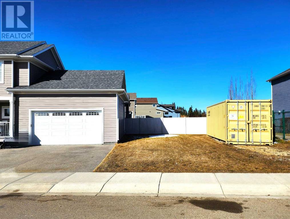 Property at 2 Garrison Place image 4