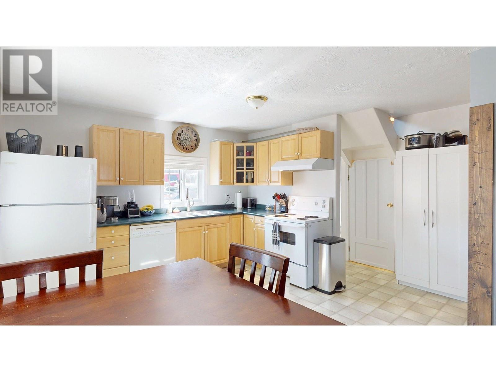 Property at 450 EDKINS STREET image 4