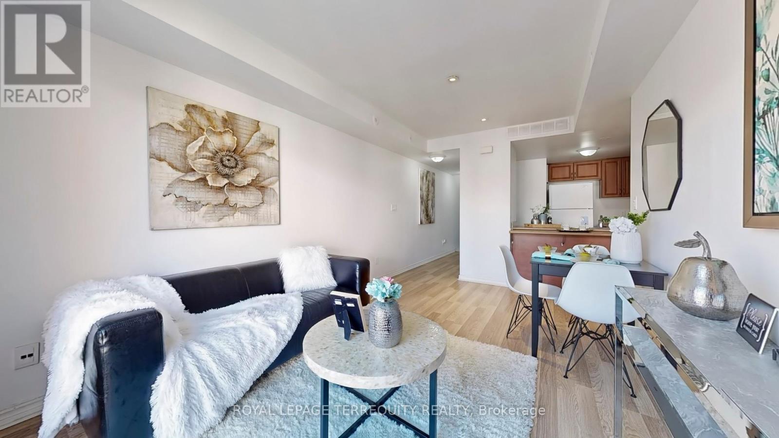 Property at 2027 - 3031 FINCH AVENUE W image 3