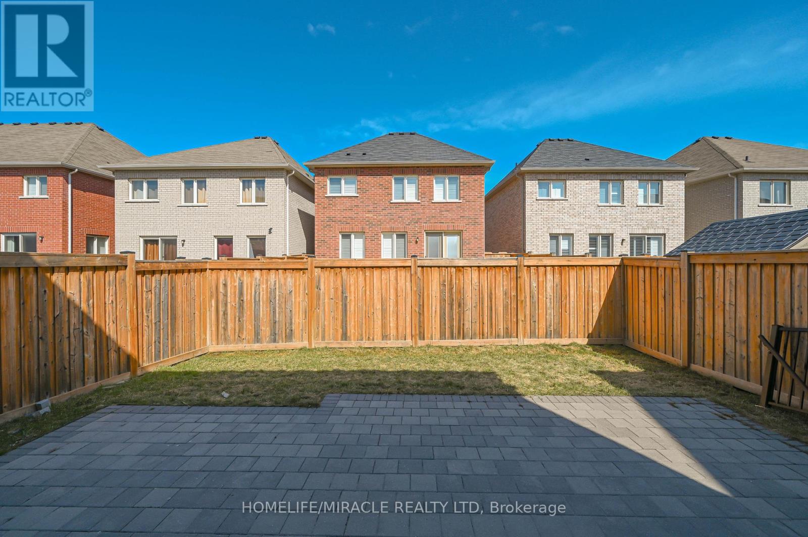 15 Fringetree Road, Brampton (Sandringham-Wellington North), Ontario  L6R 3V8 - Photo 39 - W12058715