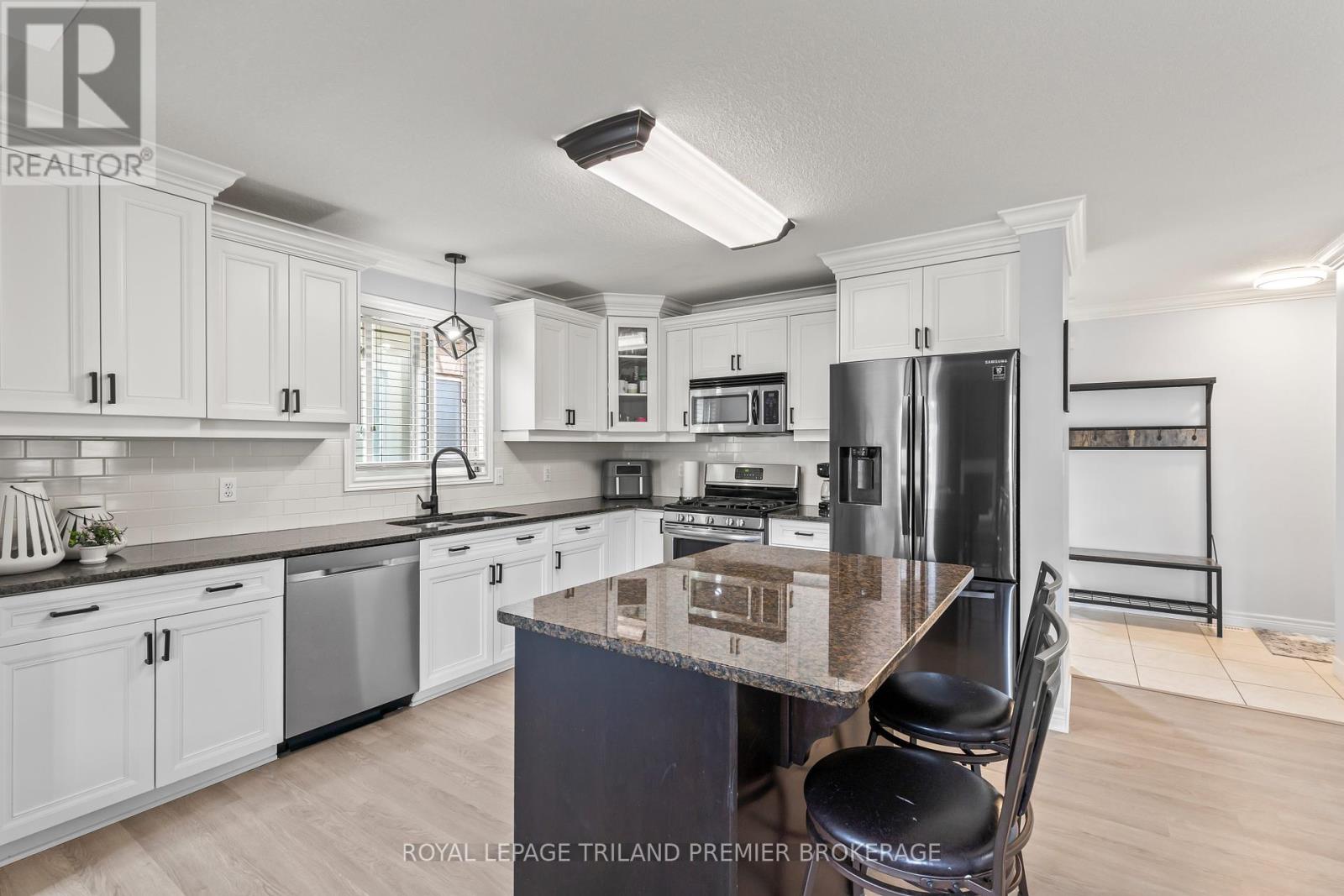 Photo 9 of 40 for 1724 Cherrywood Trail