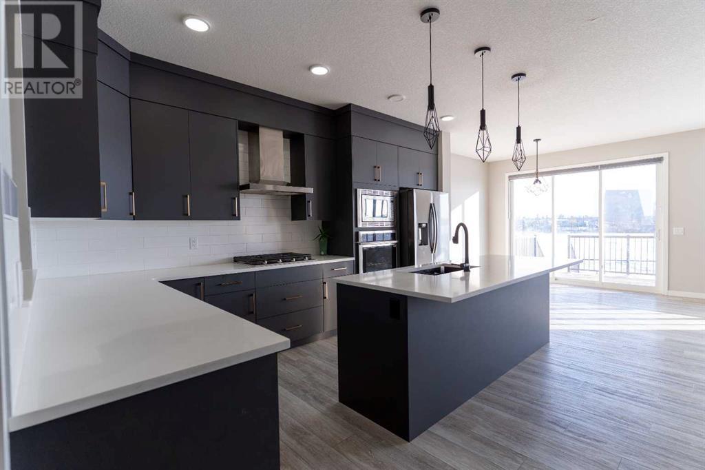 Property at 1361 Chinook Gate Green SW image 5