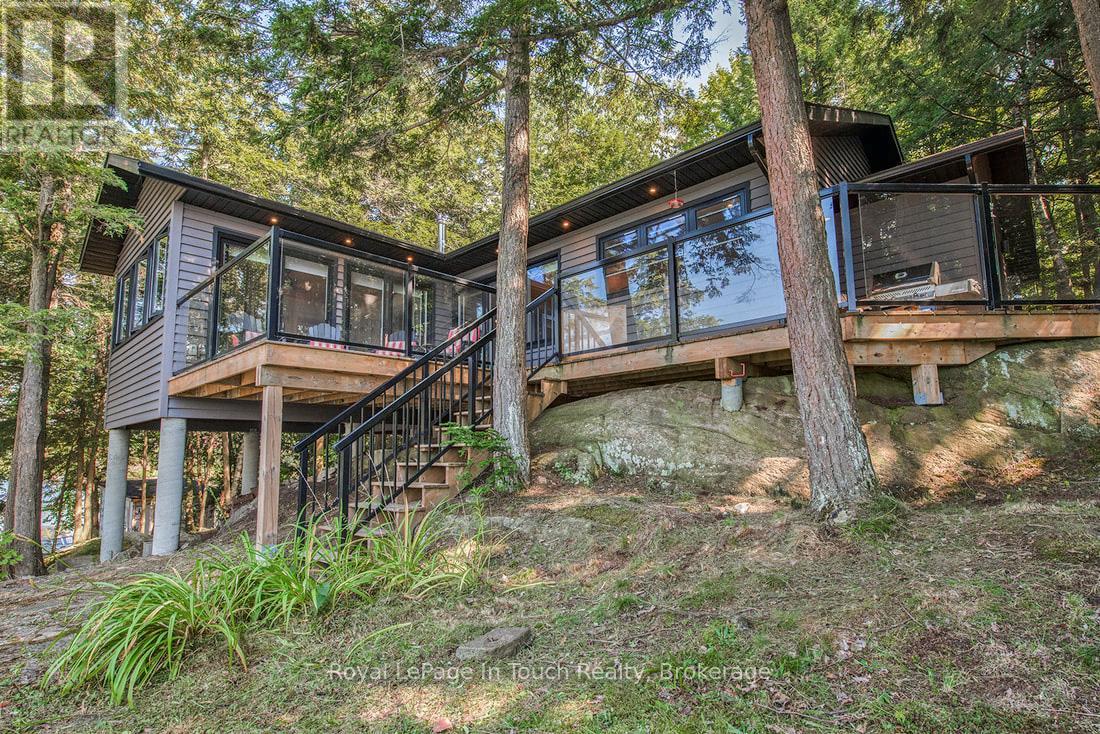340 Healey Lake W/a, The Archipelago, Ontario  P0G 1G0 - Photo 2 - X12064347