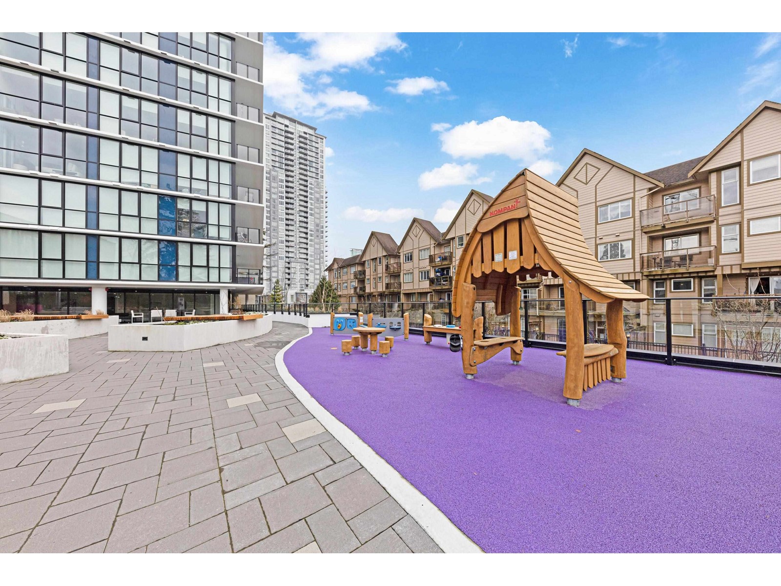 306 10333 133 Street, Surrey, British Columbia  V3R 2H4 - Photo 19 - R2981874