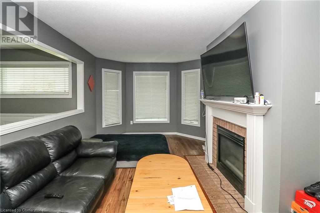 Property at 47 ACORN Crescent image 5