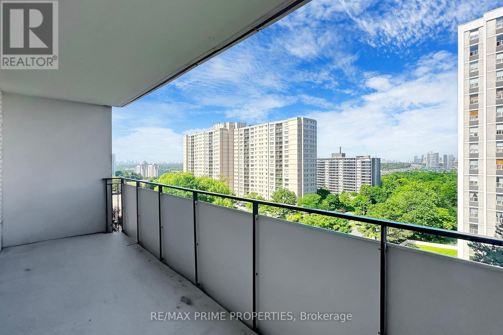 702 - 20 Forest Manor Road, Toronto, Ontario  M2J 1M2 - Photo 33 - C12064407