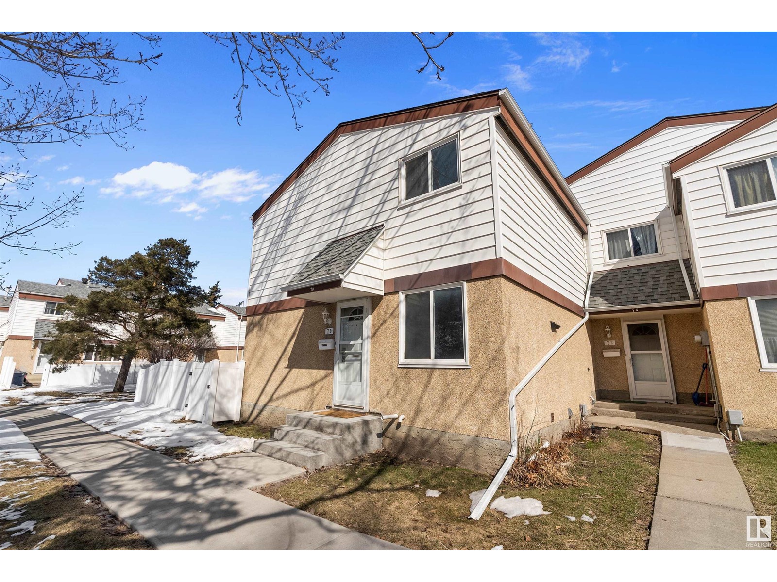 Property at 7D TWIN TC NW image 2