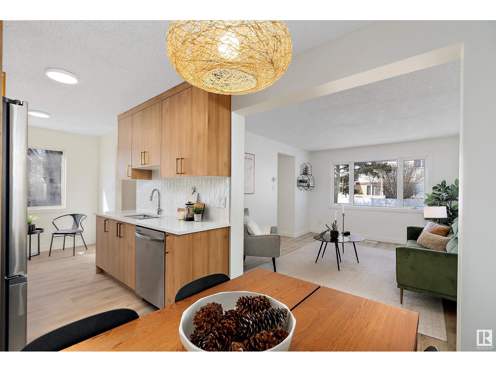 Property at 7D TWIN TC NW image 4