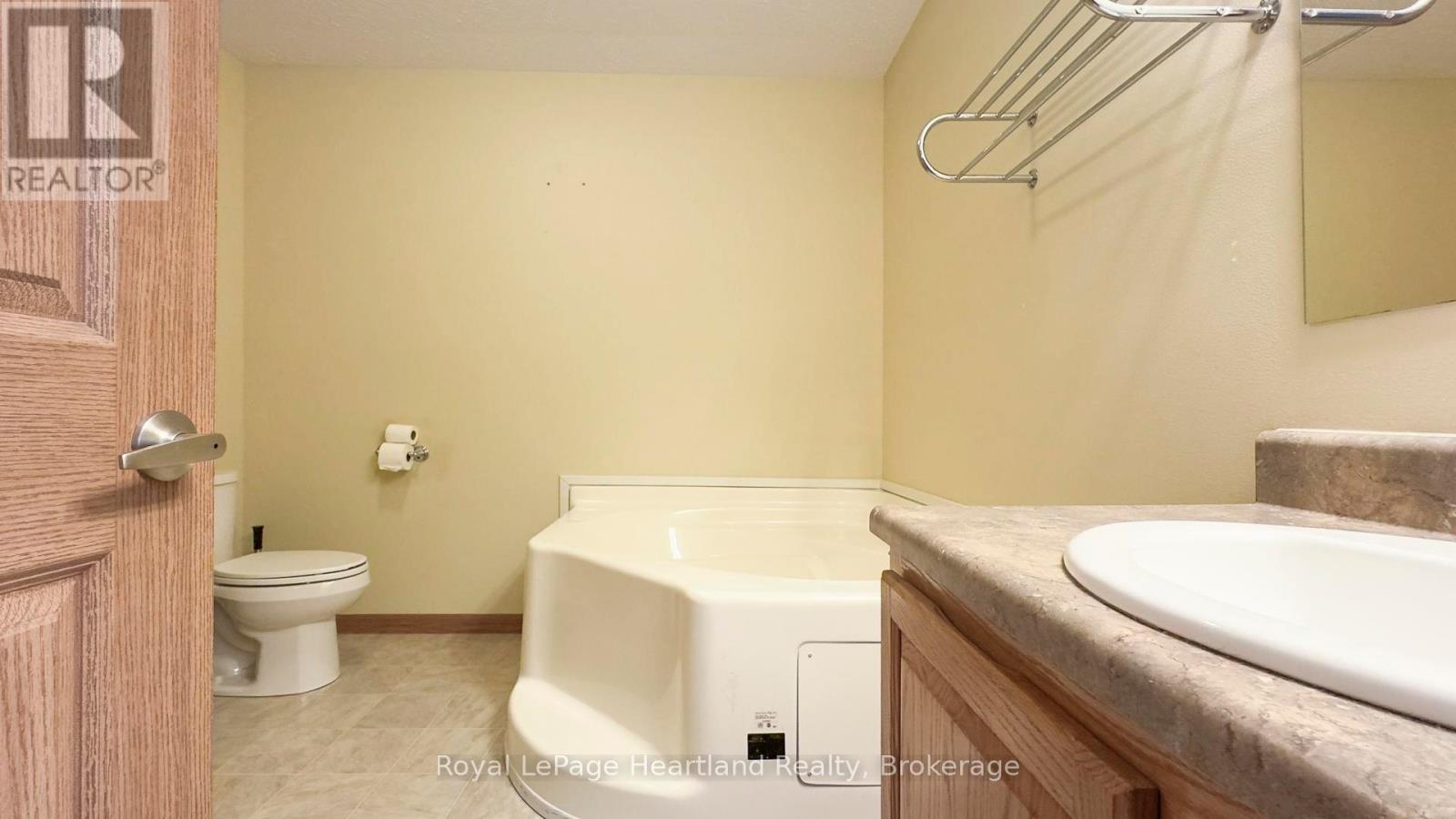 15 Cheyenne Lane, Ashfield-Colborne-Wawanosh, Ontario  N7A 3Y2 - Photo 21 - X11906265