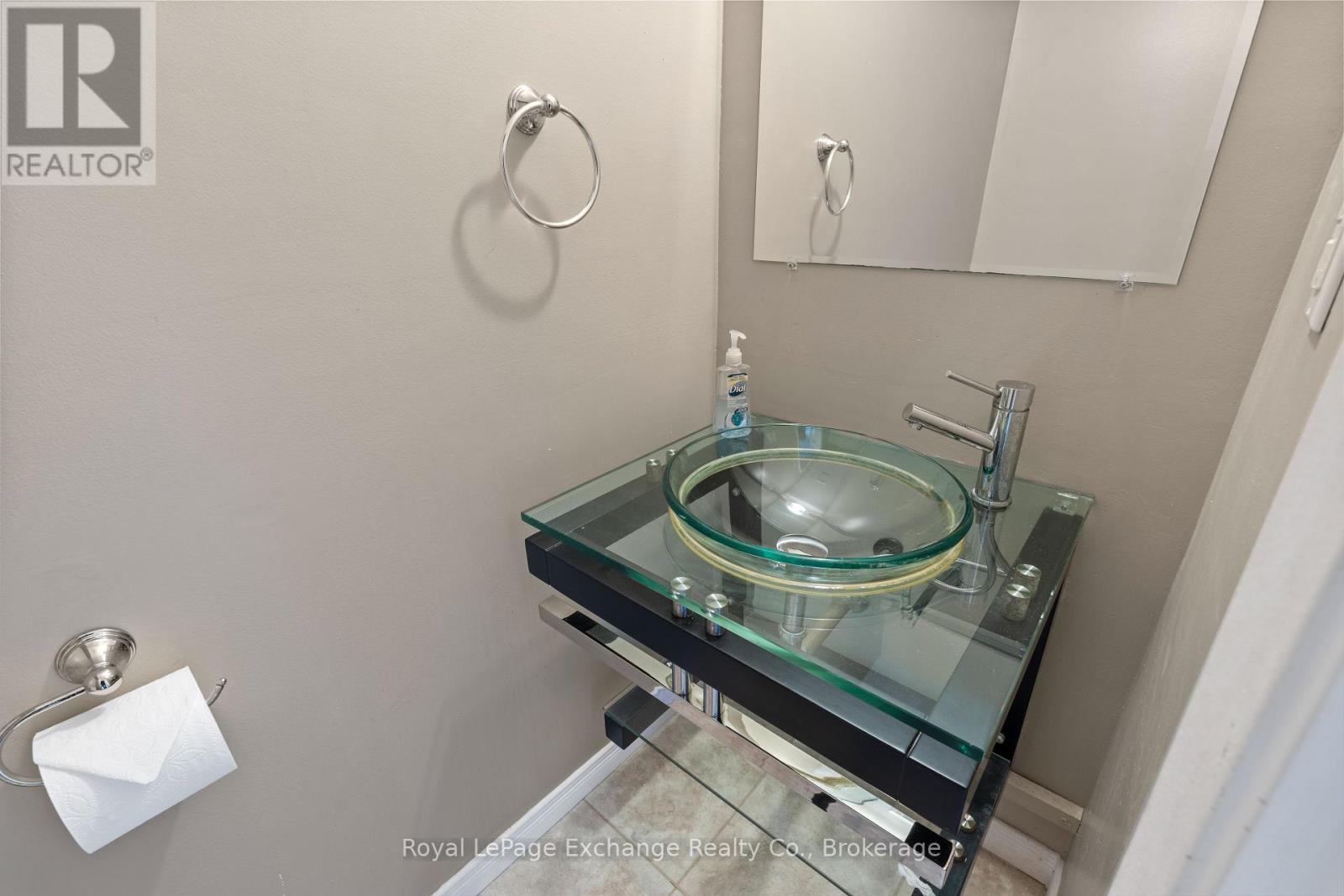 690 Andrew Malcolm Drive, Kincardine, Ontario  N2Z 1P3 - Photo 14 - X12064424