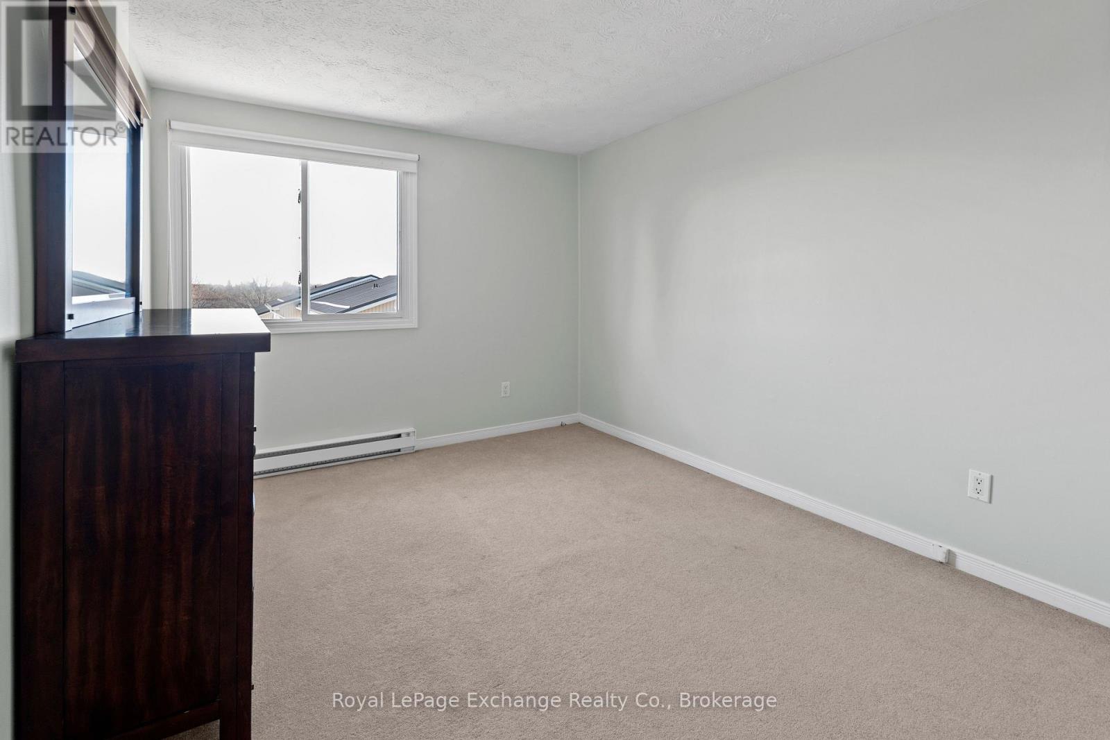 690 Andrew Malcolm Drive, Kincardine, Ontario  N2Z 1P3 - Photo 19 - X12064424