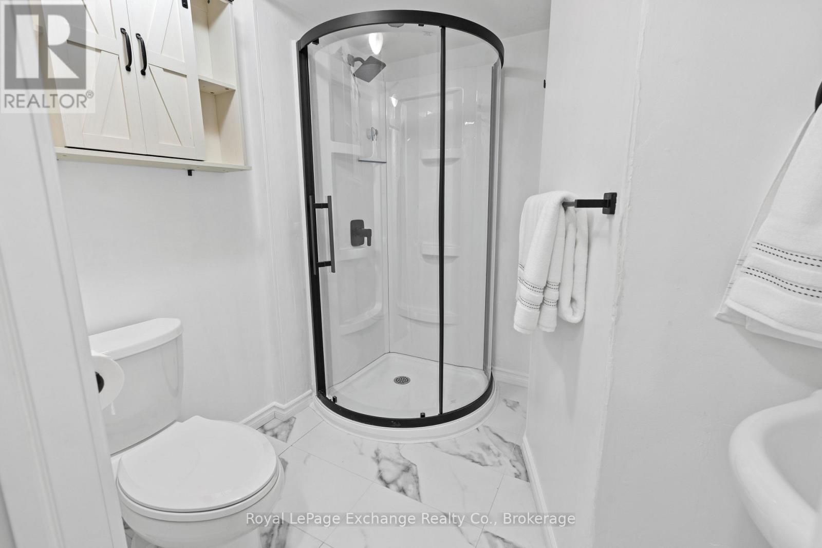 690 Andrew Malcolm Drive, Kincardine, Ontario  N2Z 1P3 - Photo 32 - X12064424